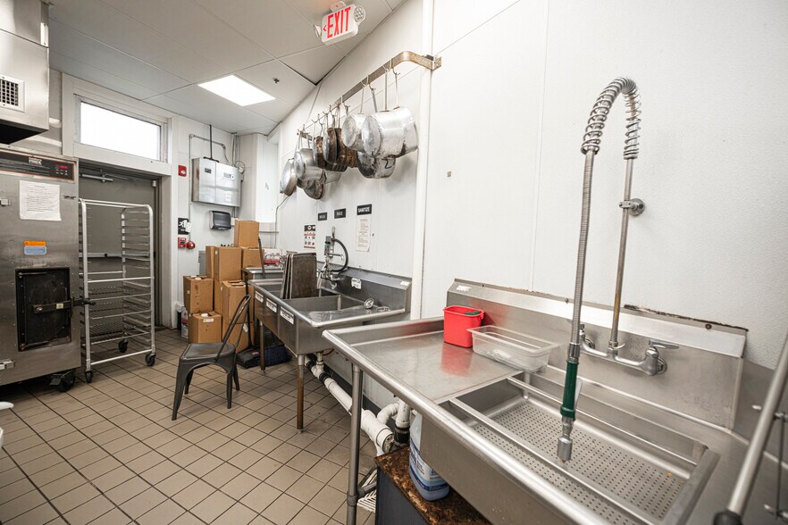 More Photos Of 425 Bridge St, Phoenixville Freestanding For Sale