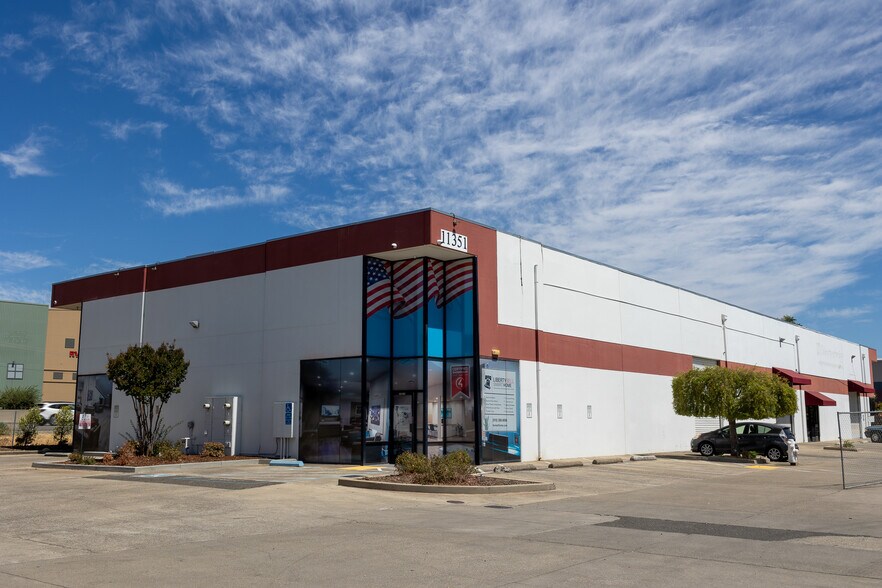 Primary Photo Of 11351 Folsom Blvd, Rancho Cordova Warehouse For Lease