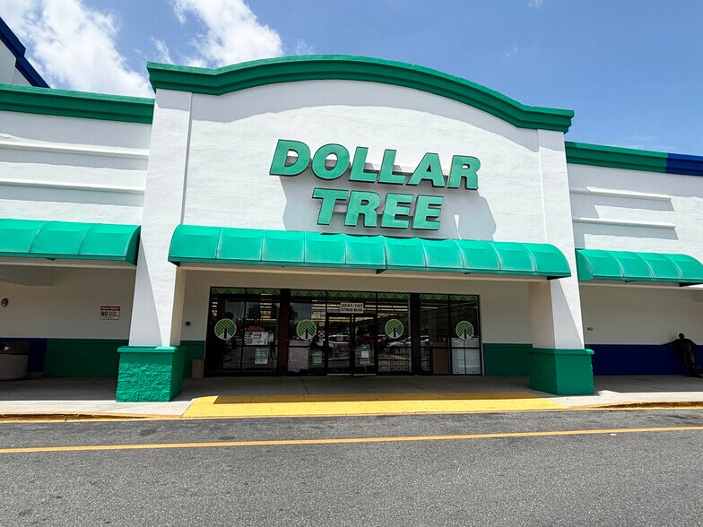 More Photos Of 2219-2259 Citrus Blvd, Leesburg Unknown For Lease