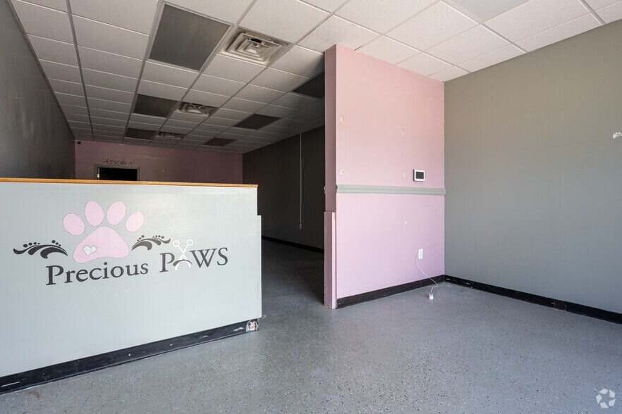 More Photos Of 2600 Dearing Ford Rd, Altavista Unknown For Lease