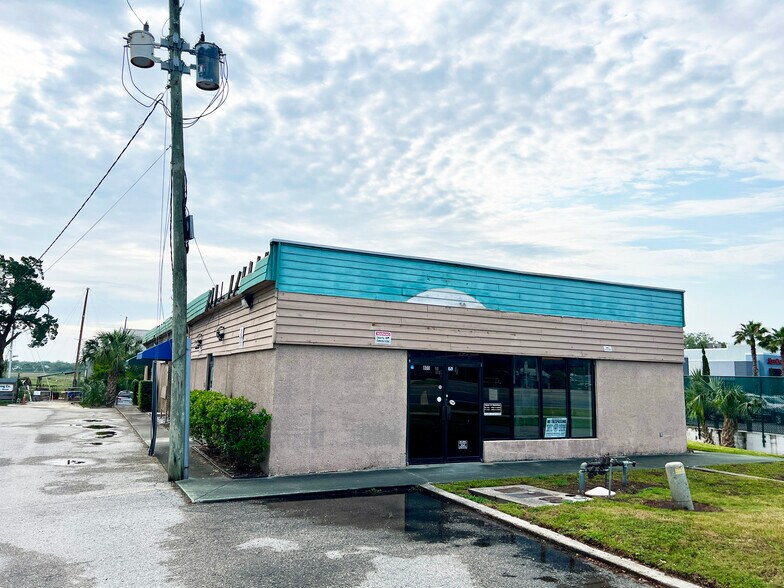 More Photos Of 801 Ponce De Leon Blvd, Saint Augustine Freestanding For Lease