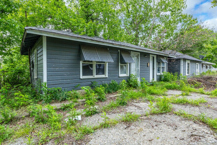 More Photos Of 312 N Creek St, Holdenville Apartments For Sale