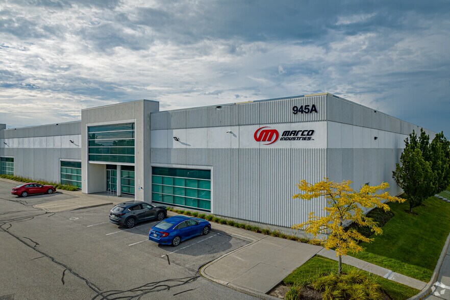 More Photos Of 935A Southgate Dr, Guelph Unknown For Lease