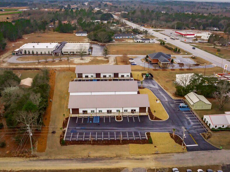 More Photos Of 118 Centerville Rd, Gilbert Light Distribution For Lease