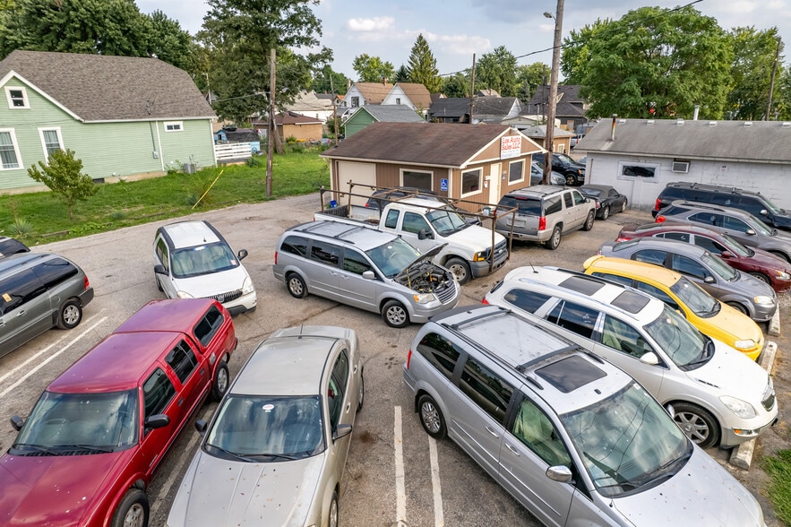 Primary Photo Of 1101 S East St, Indianapolis Auto Dealership For Sale