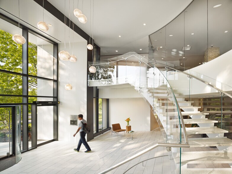 More Photos Of 100 Matsonford Rd, Radnor Unknown For Lease