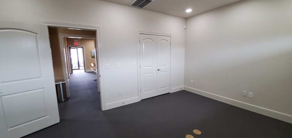More Photos Of 21412 Provincial Blvd, Katy Office For Sale