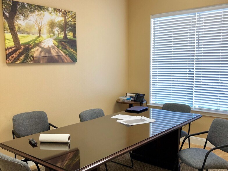 More Photos Of 1920 Corporate Dr, San Marcos Office For Sale