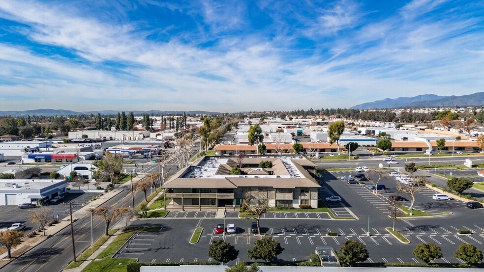 More Photos Of 222 N Mountain Ave, Upland Office For Lease