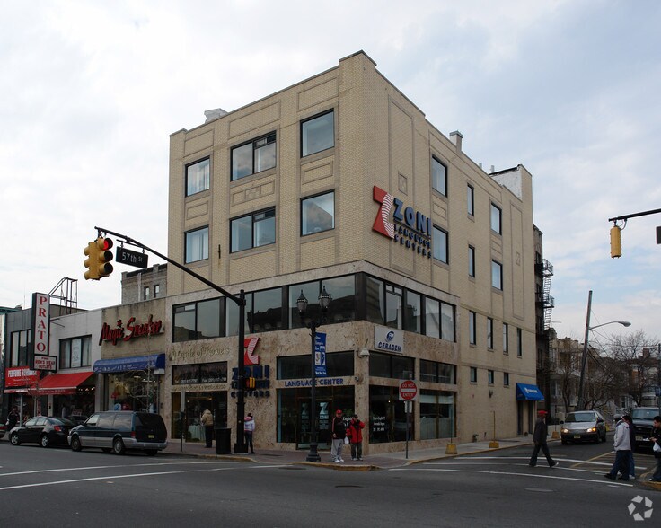 More Photos Of 5617-5619 Bergenline Ave, West New York Office For Lease