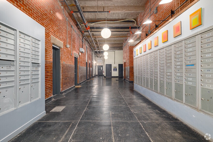 More Photos Of 220 S 47th St, Philadelphia Apartments For Lease