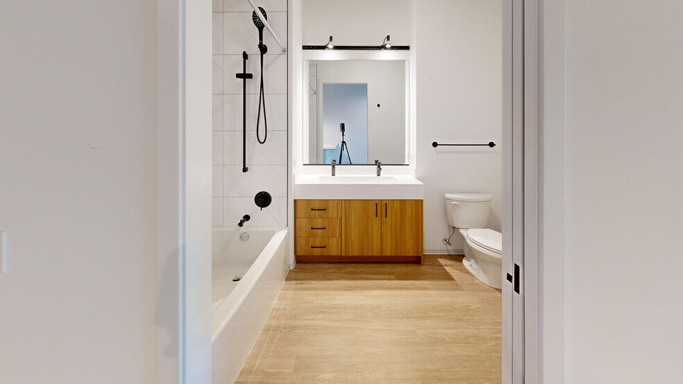 More Photos Of 1717 S Michigan Ave, Chicago Apartments For Lease