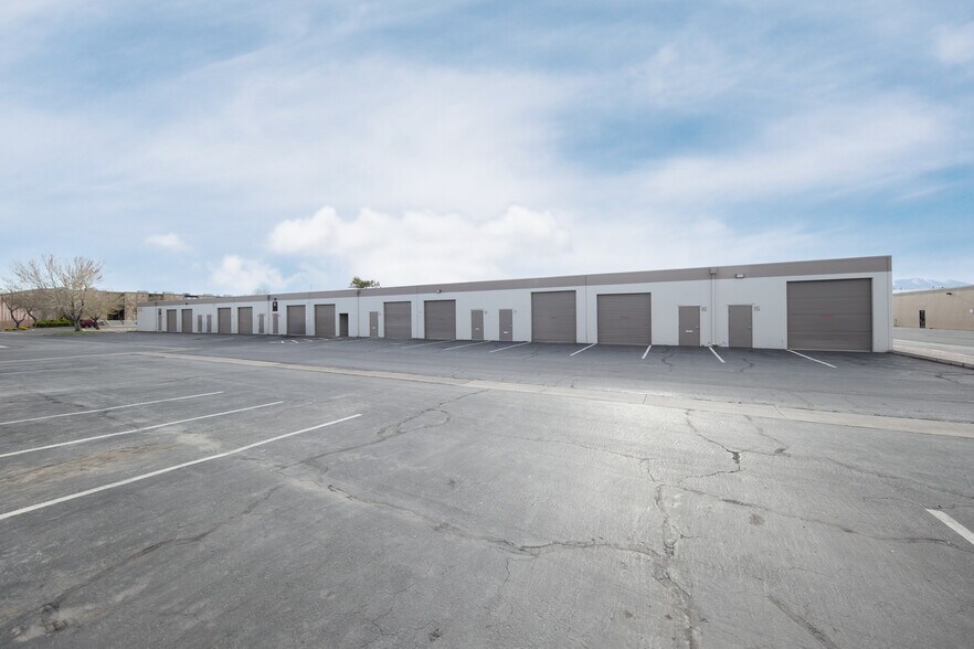 More Photos Of 240 Freeport Blvd, Sparks Light Manufacturing For Lease