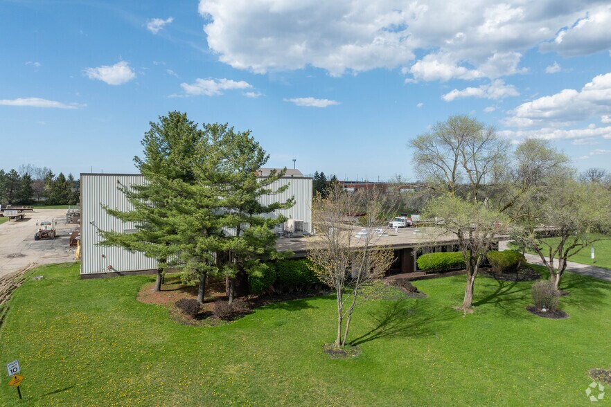 More Photos Of 29125 Hall St, Solon Manufacturing For Sale