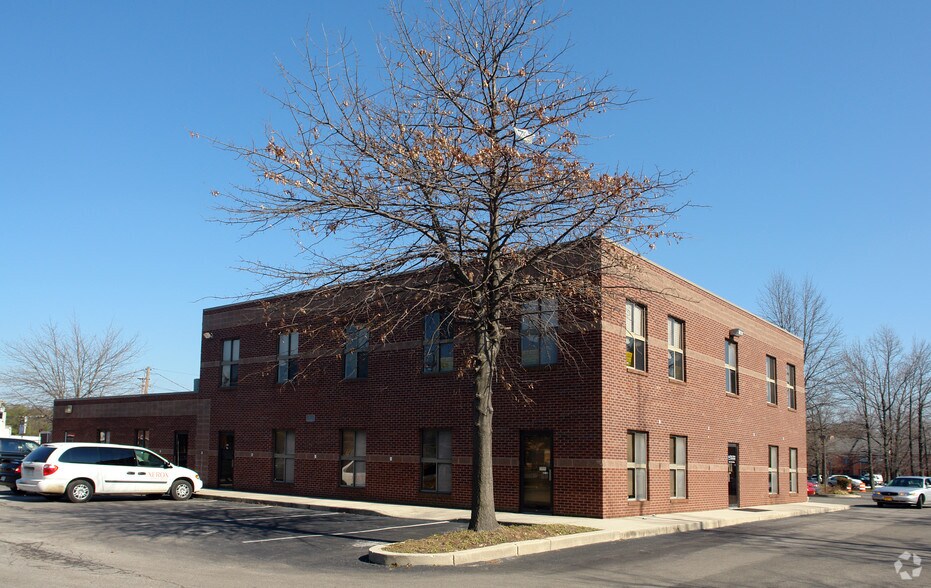 More Photos Of 2 Post Office Rd, Waldorf Medical For Lease