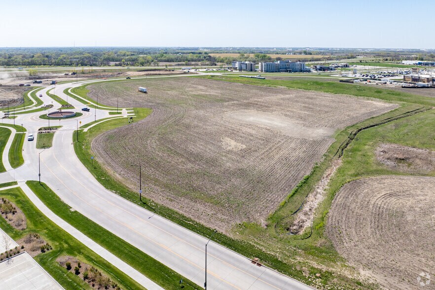 More Photos Of Hubbell Ave And Bass Pro Dr, Altoona General Retail For Lease