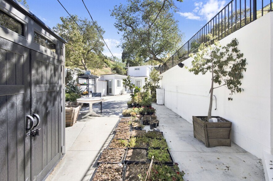 More Photos Of 10200 Willow Springs Lane, Sunland Land For Sale