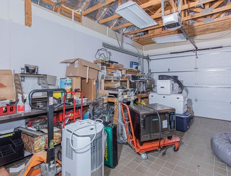 More Photos Of 1630 Commercial St, Warsaw Restaurant For Sale