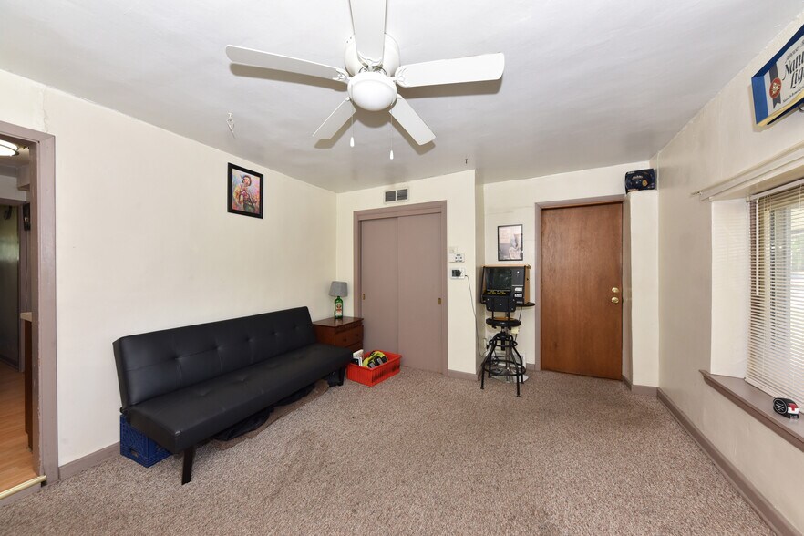 More Photos Of N96W20275 County Line Rd, Menomonee Falls Multifamily For Sale