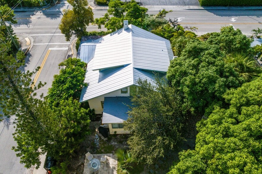 More Photos Of 402 N Federal Hwy, Lake Worth Apartments For Sale