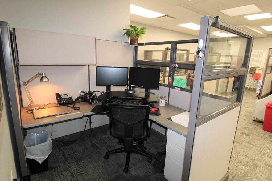 More Photos Of 418 Village Dr, Murphy Medical For Sale