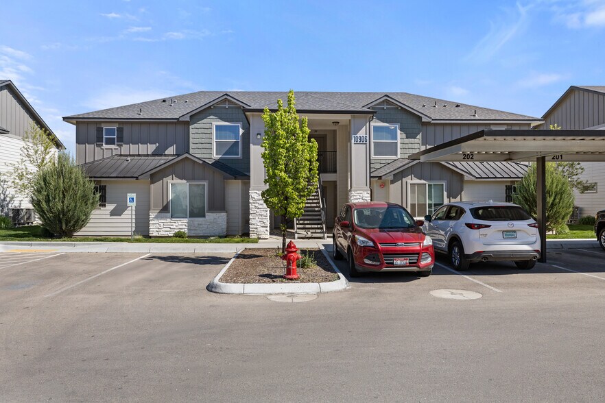 More Photos Of 10890 Blue River Ln, Nampa Apartments For Sale