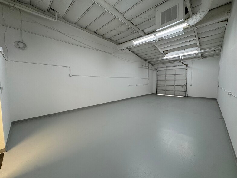 More Photos Of 2485 Autumnvale Dr, San Jose Warehouse For Sale