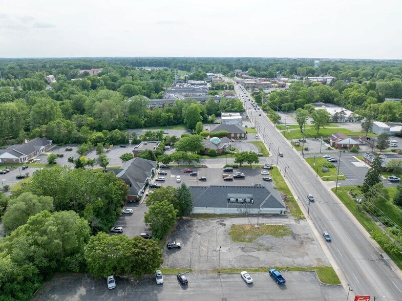 More Photos Of 6363-6365 Monroe St, Sylvania Unknown For Lease