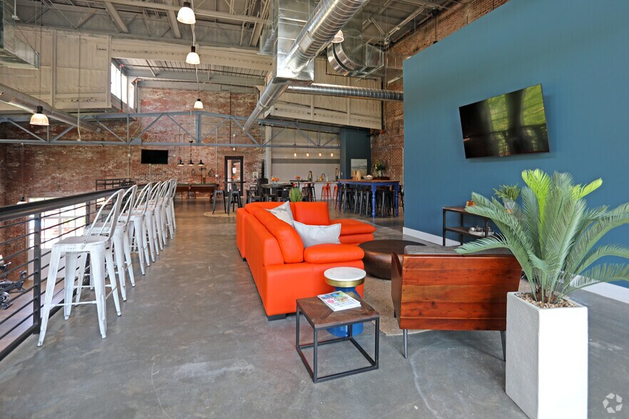 More Photos Of 116 E Main St, Haw River Apartments For Lease