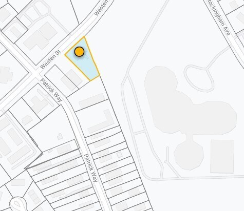 More Photos Of 1502 Westen St, Bowling Green Office For Sale