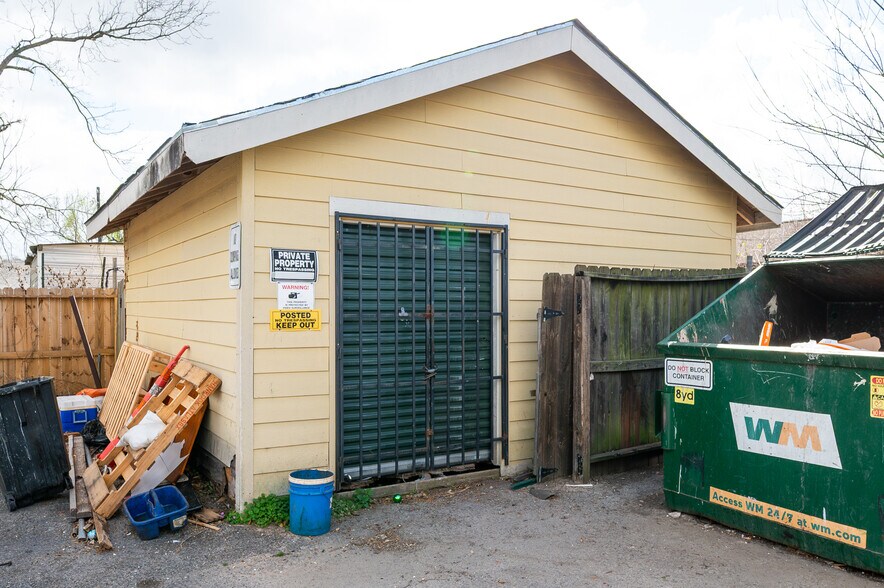 More Photos Of 122 E Crosstimbers St, Houston Apartments For Sale