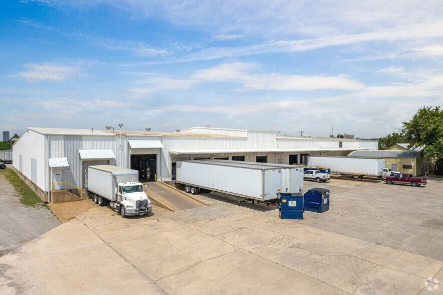 More Photos Of 301 N Rhode Island Ave, Oklahoma City Distribution For Lease