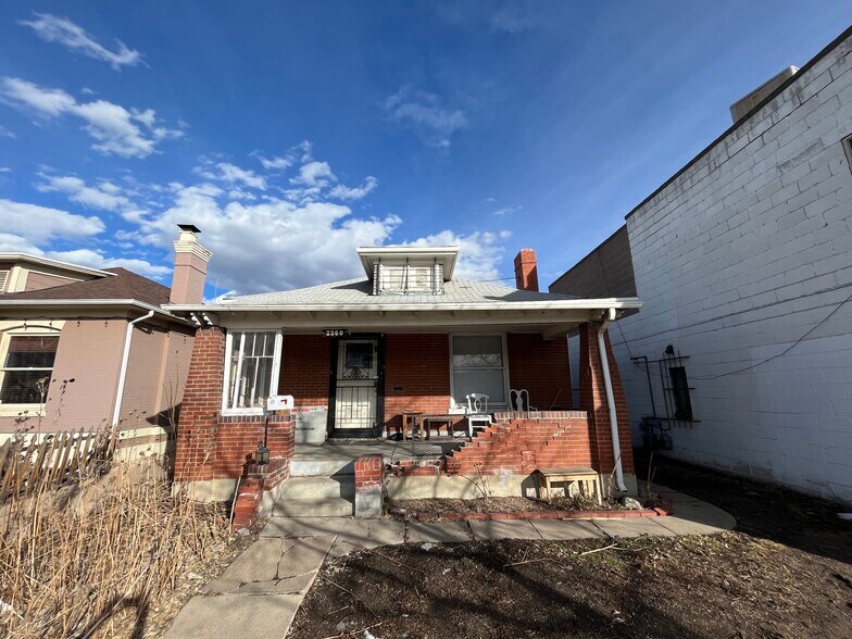 Primary Photo Of 2560 S Broadway, Denver Freestanding For Sale