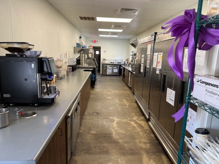 More Photos Of 10439 Diberville Blvd, D'Iberville General Retail For Lease