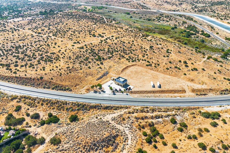 More Photos Of 2660 Pearblossom Hwy, Palmdale Office Residential For Sale