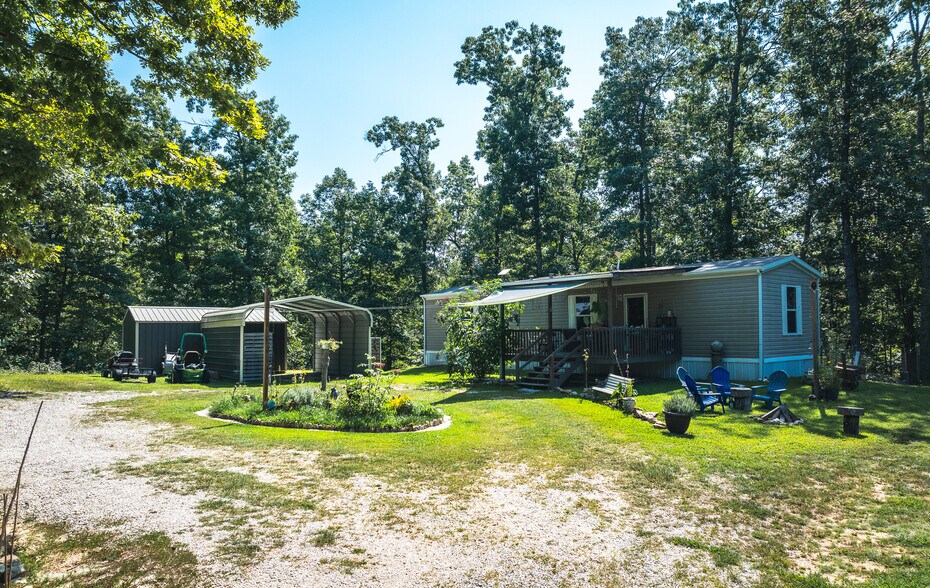 More Photos Of 11726 Highway K, Jadwin Hotel For Sale