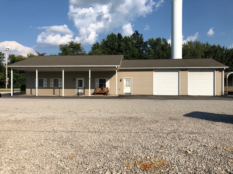 Primary Photo Of 922 N Route 49, Casey Auto Dealership For Sale