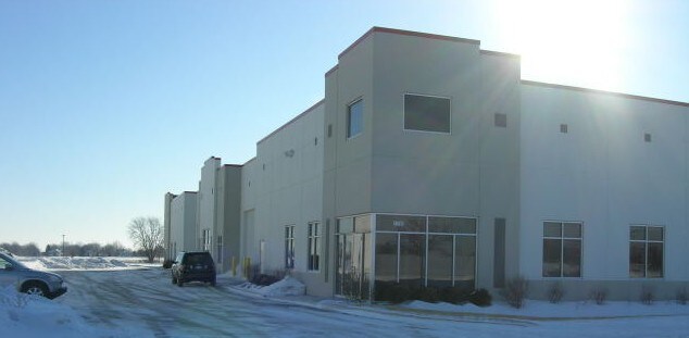 More Photos Of 1730 Afton Rd, Sycamore Warehouse For Lease