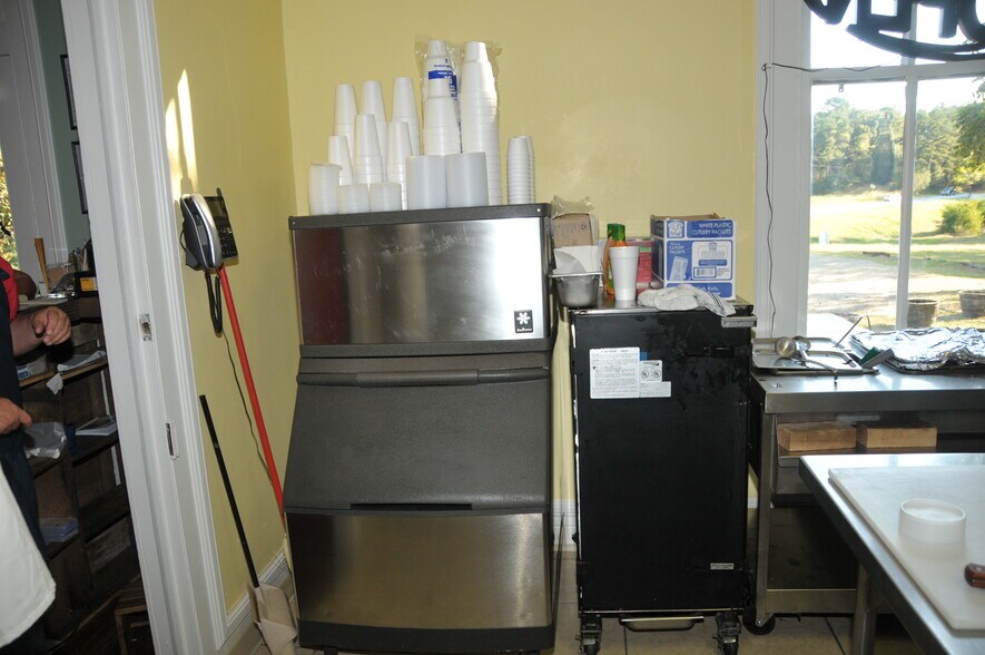 More Photos Of 3565 Ga Highway 85, Ellerslie General Retail For Sale