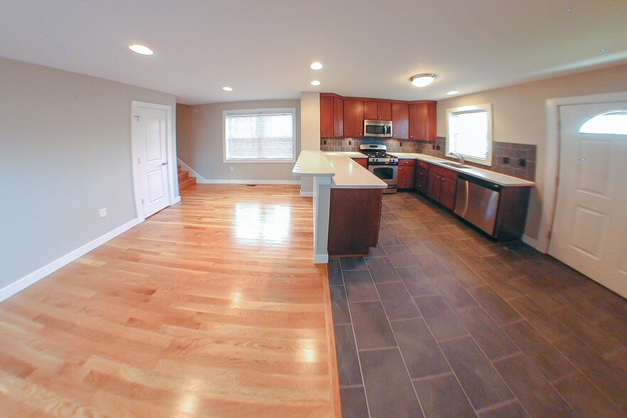 More Photos Of 123 Garrett Ave, Bryn Mawr Apartments For Sale