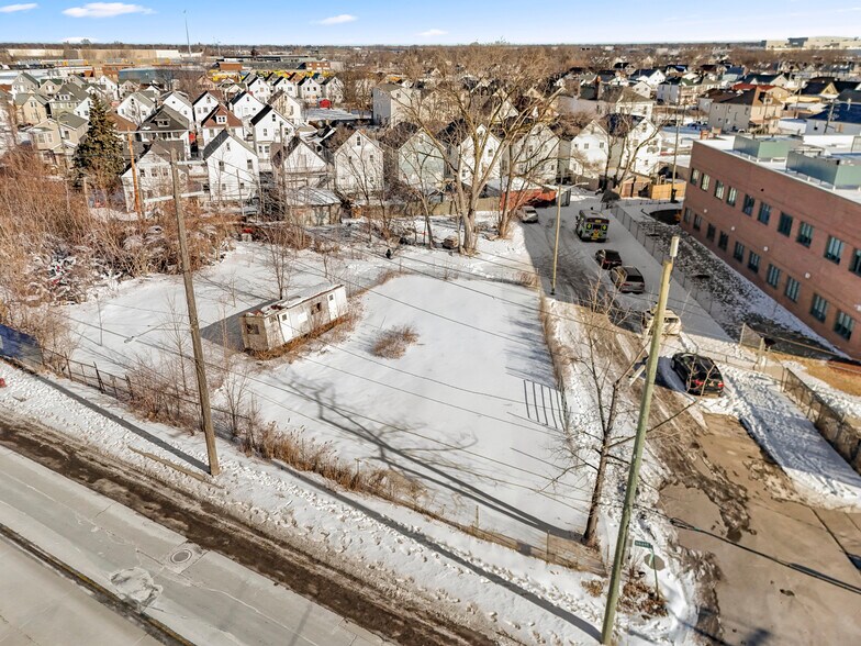 More Photos Of 8306 Conant St, Hamtramck Land For Sale