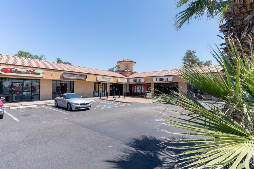 More Photos Of 4220 W Northern Ave, Phoenix General Retail For Lease