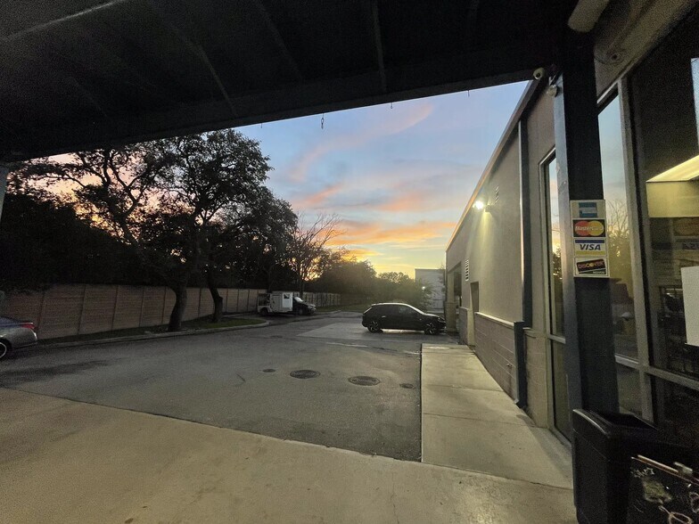 More Photos Of 166 N Loop 1604 E, San Antonio Storefront Retail Office For Sale