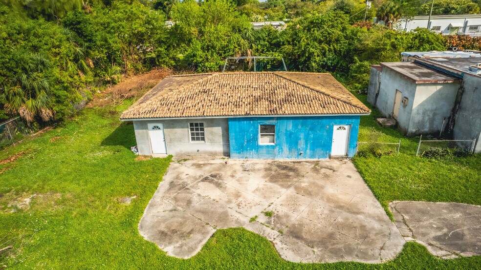 More Photos Of 25 NW 150th St, Miami Lodge Meeting Hall For Sale