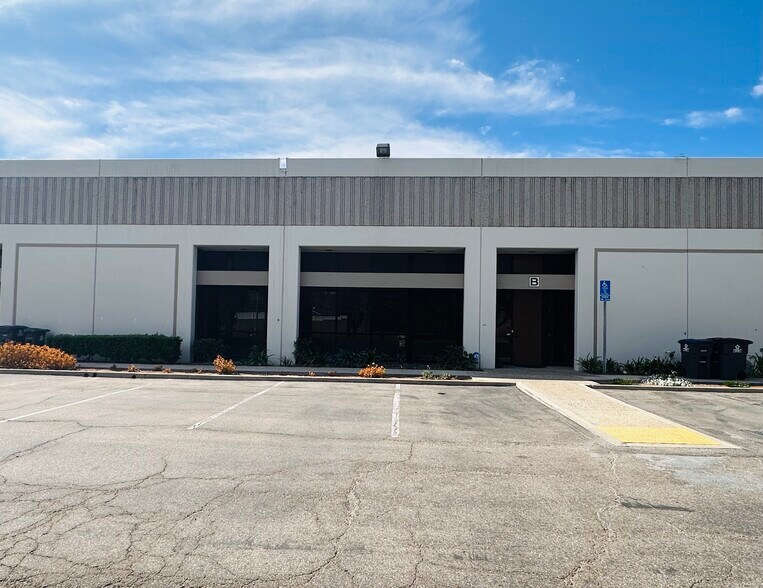 More Photos Of 1050 W Central Ave, Brea Manufacturing For Lease