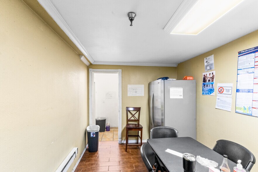 More Photos Of 1601 E 4th Ave, El Paso Industrial For Sale