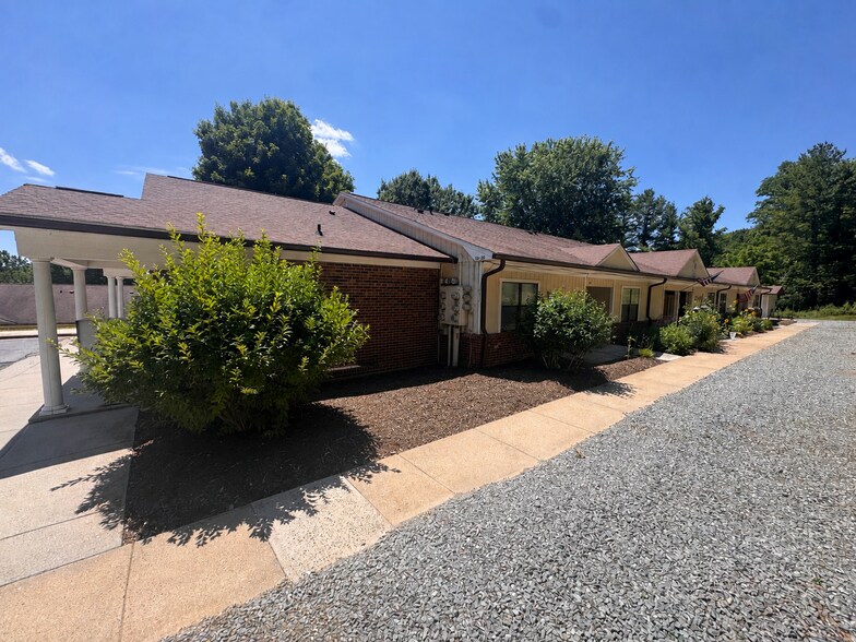 More Photos Of 299 Independence Rd, Sparta Apartments For Sale