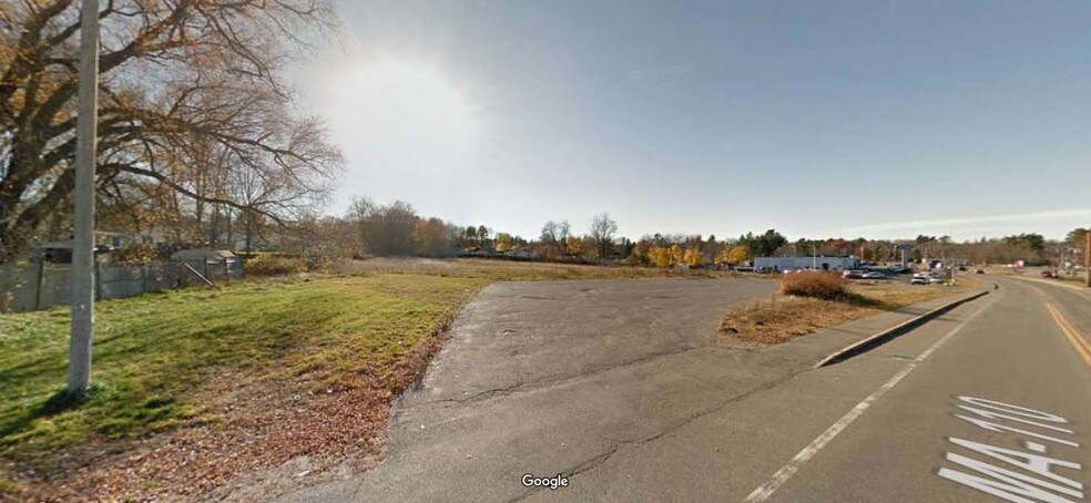 More Photos Of 15 Littleton Rd, Ayer Land For Lease