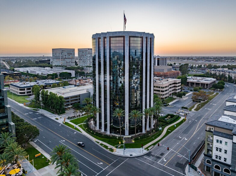 More Photos Of 18881 Von Karman Ave, Irvine Office For Lease