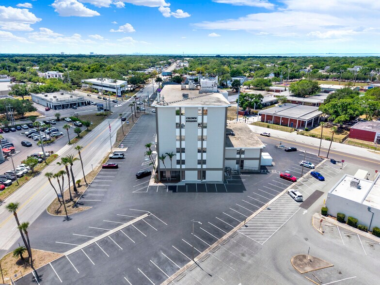 More Photos Of 3825 Henderson Blvd, Tampa Office For Lease